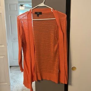 Three quarter length sweater